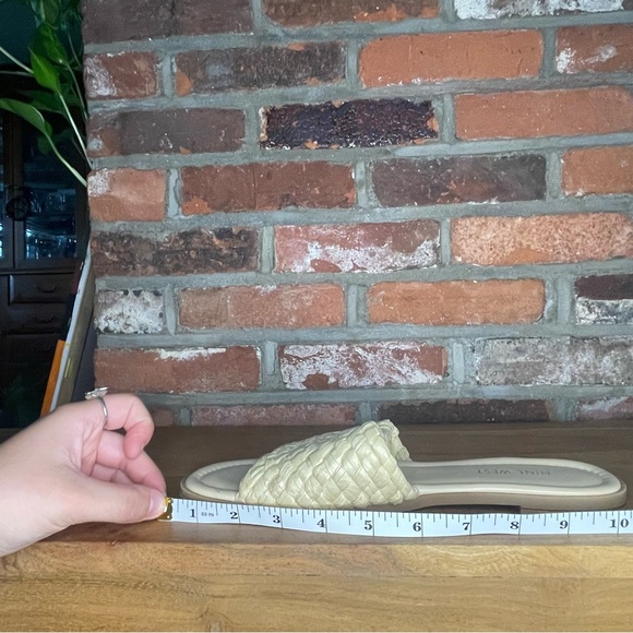 Nine West Slip On Sandals - Picture 3 of 3